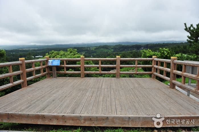 Eongttopokpo Falls (엉또폭포)