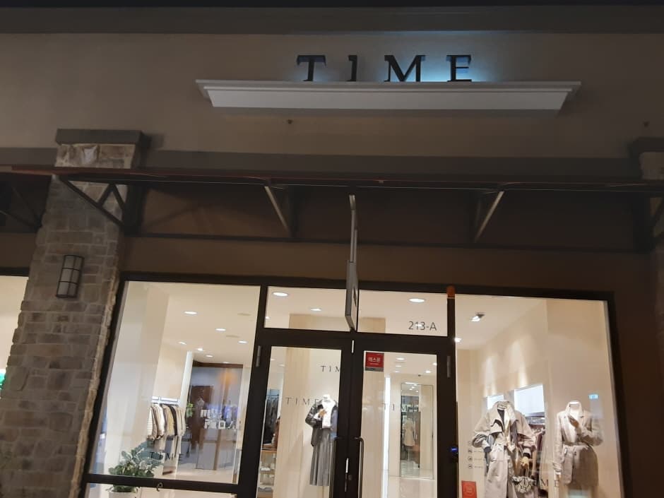 The Handsome Time - Shinsegae Busan Branch [Tax Refund Shop] (한섬 타임 신세계부산)