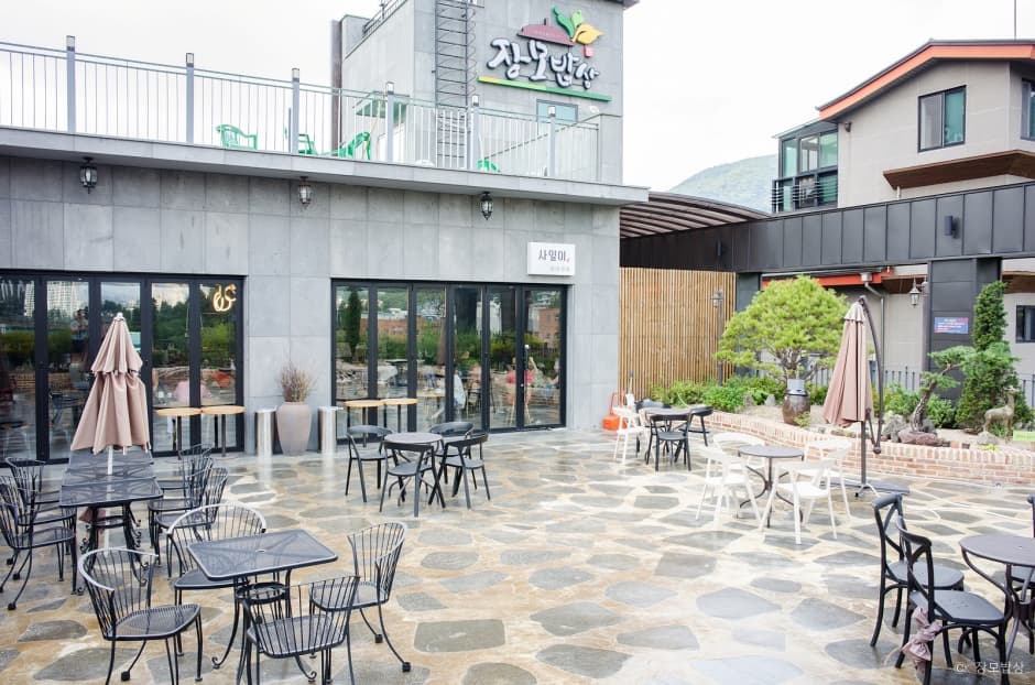 Jangmo Bapsang (장모밥상)