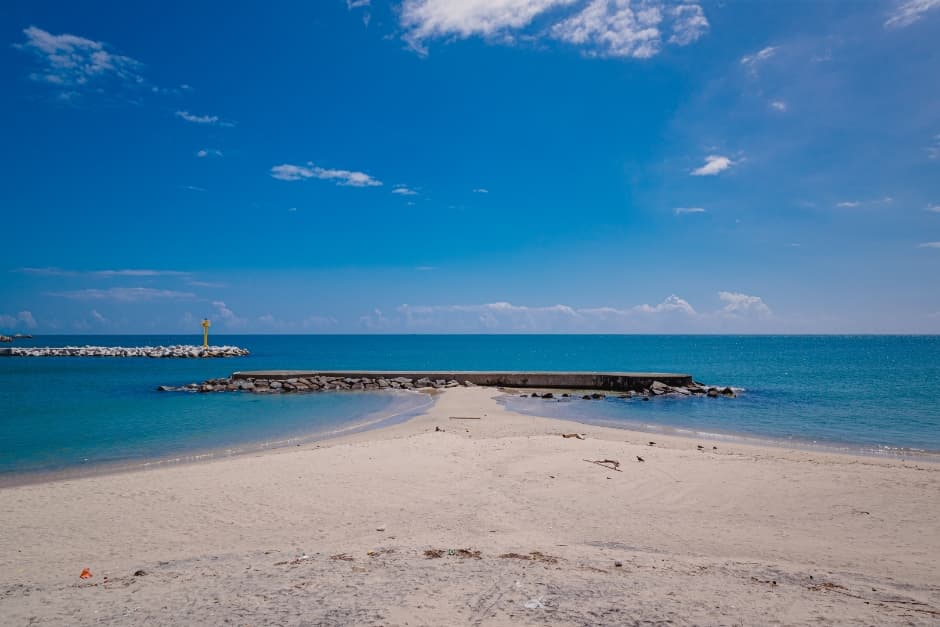 Nasa Beach (나사해변(나사리해수욕장))