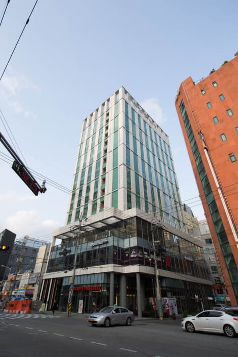 SOLARIA NISHITETSUHOTEL BUSAN(솔라리아 니시테츠호텔 부산)