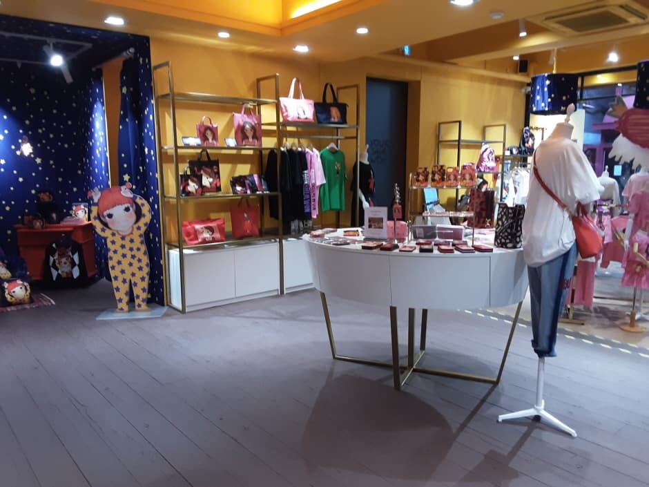 gallery AM - Garosu Branch [Tax Refund Shop] (갤러리에이엠 가로수)