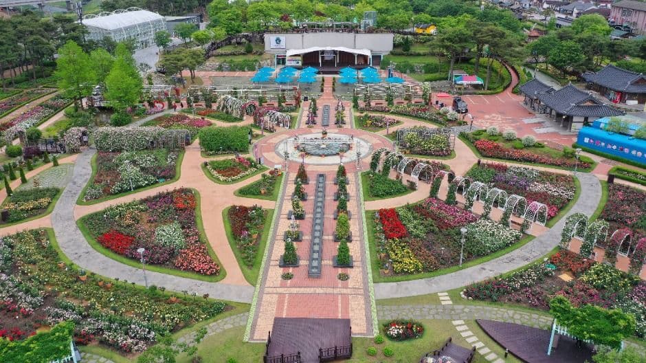 Gokseong International Rose Festival (곡성세계장미축제)