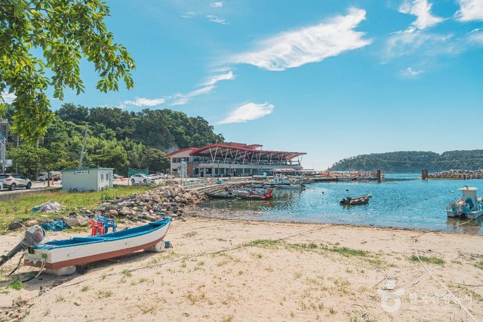 Ilsan Marine Products Sales Center (일산수산물판매센터)