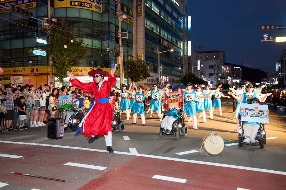 Tongyeong Hansan Battle Festival (통영한산대첩축제)