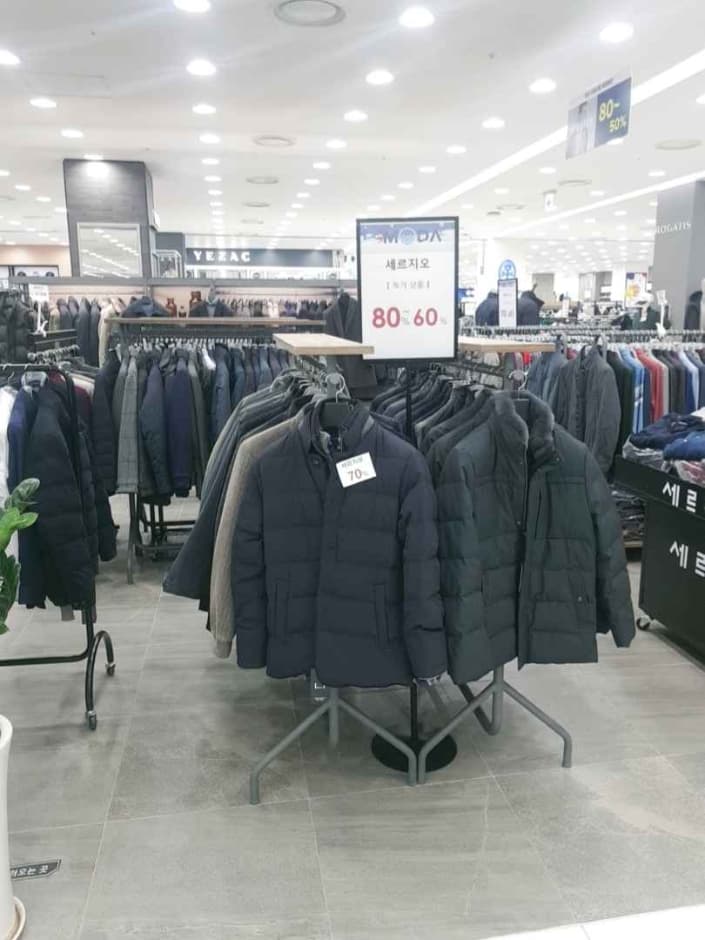 Sergius - MODA Outlet Incheon Branch [Tax Refund Shop]  (세르지오 모다아울렛 인천점)