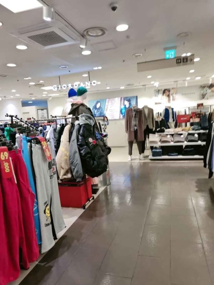 Giordano - 2001 Outlet Junggye Branch [Tax Refund Shop]  (지오다노 2001아울렛 중계)