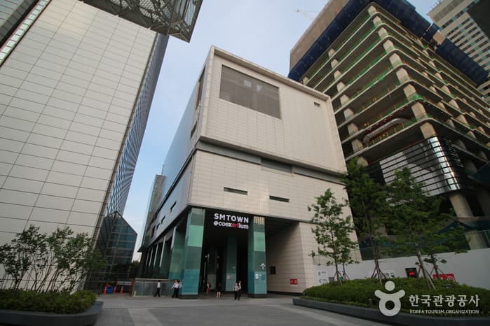 COEX Artium (코엑스아티움)