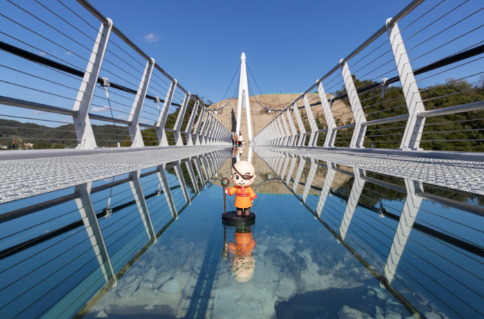 Cheorwon Hantangang Milky Way Bridge (철원 한탄강 은하수교)