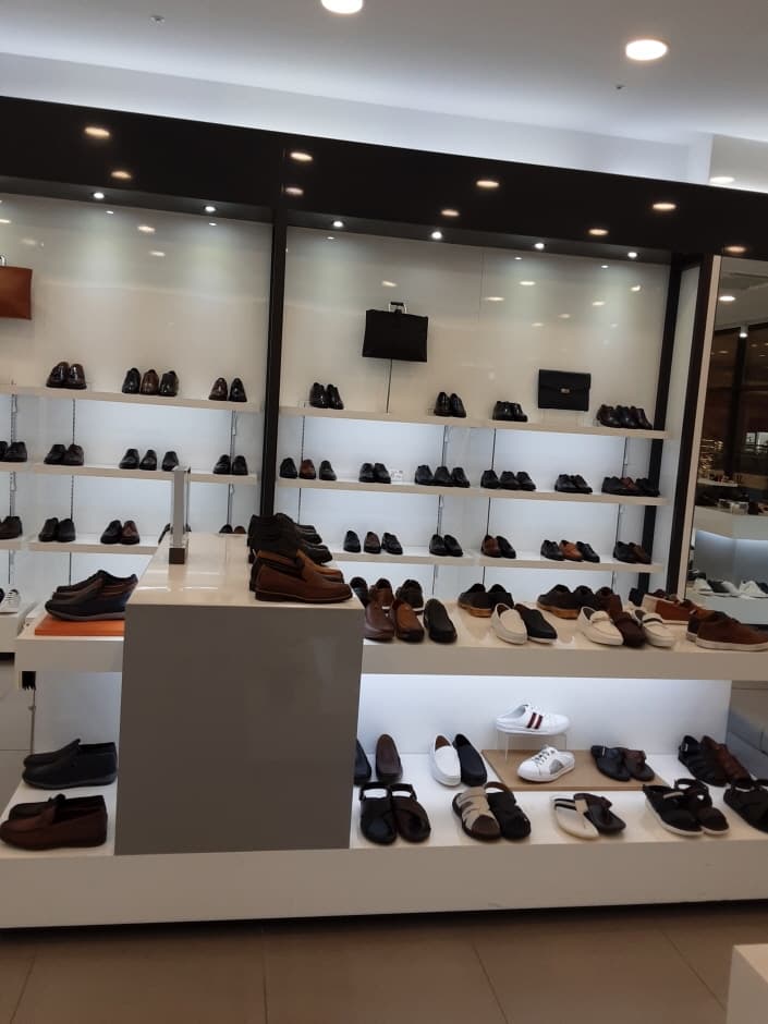 Soda - Lotte Paju Branch [Tax Refund Shop] (소다 롯데파주점)