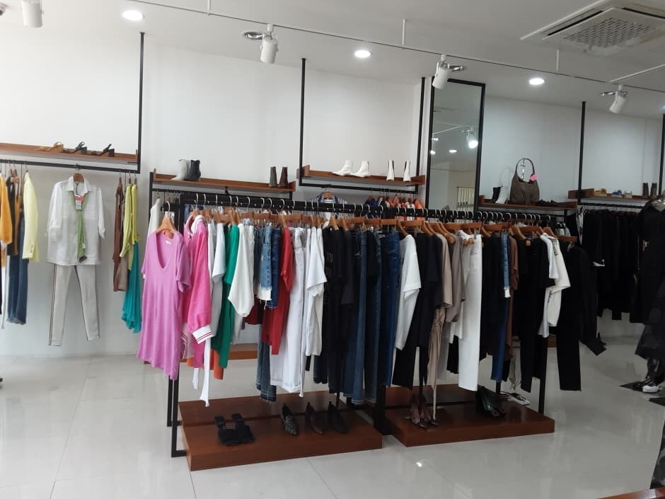 Jessi New York - Jeju Yeon-dong Branch [Tax Refund Shop] (제시뉴욕 제주연동)