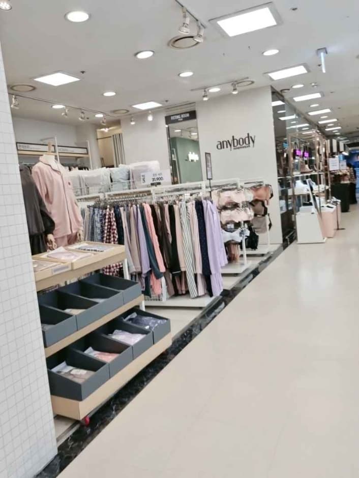 ANYBODY - Newcore Sanbon Branch [Tax Refund Shop] (애니바디 뉴코아 산본점)