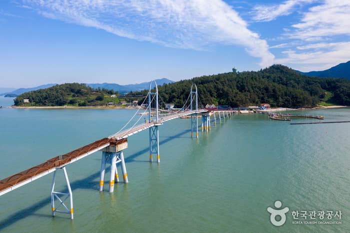 Gaudo Suspension Bridge (가우도 출렁다리)