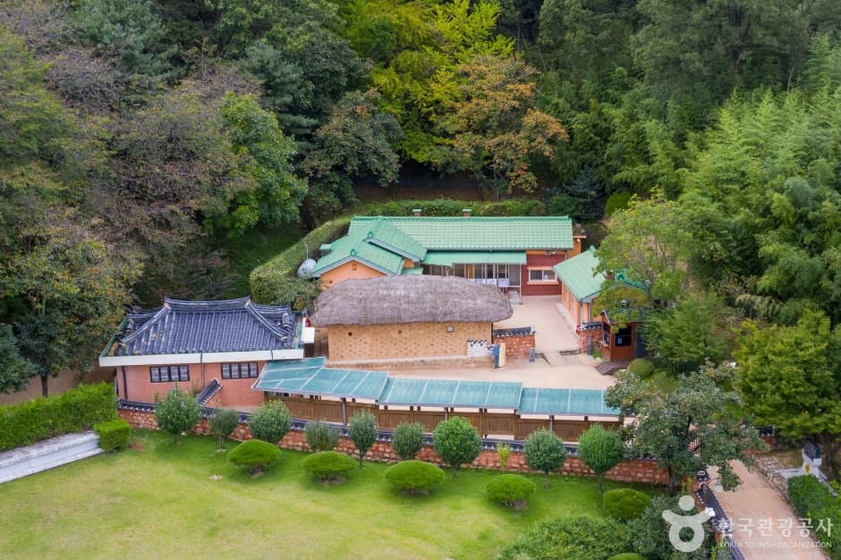 Birth Home of President Park Chung-hee (박정희 대통령 생가)