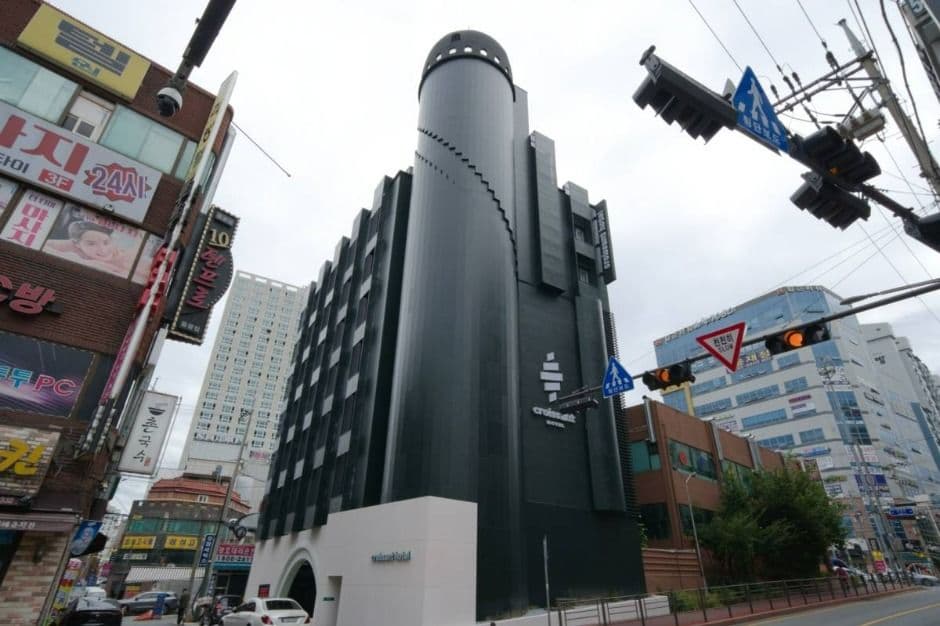 The Hyoosik Croissant Hotel Guri (더휴식 크로와상호텔 구리점)