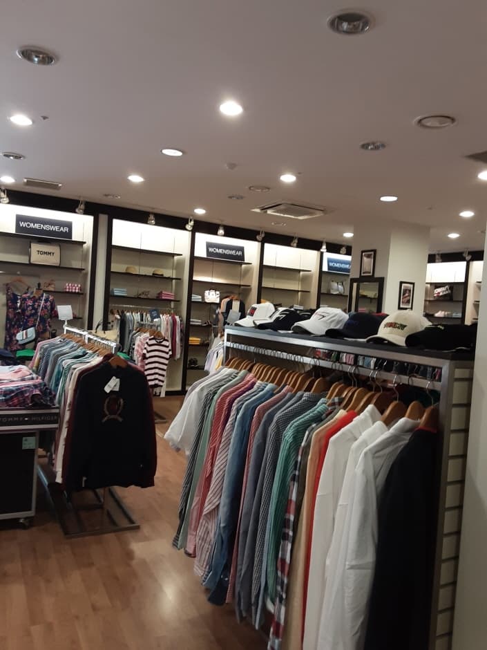 The Handsome Tommy Hilfiger - Shinsegae Paju Branch [Tax Refund Shop] (한섬 타미힐피거 신세계파주)