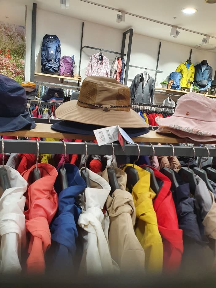 K2 - Lotte Factory Gasan Branch [Tax Refund Shop] (k2 롯데팩토리 가산)