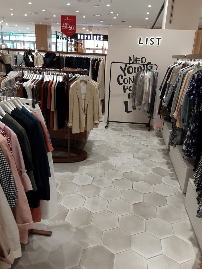 List [Tax Refund Shop] (리스트)