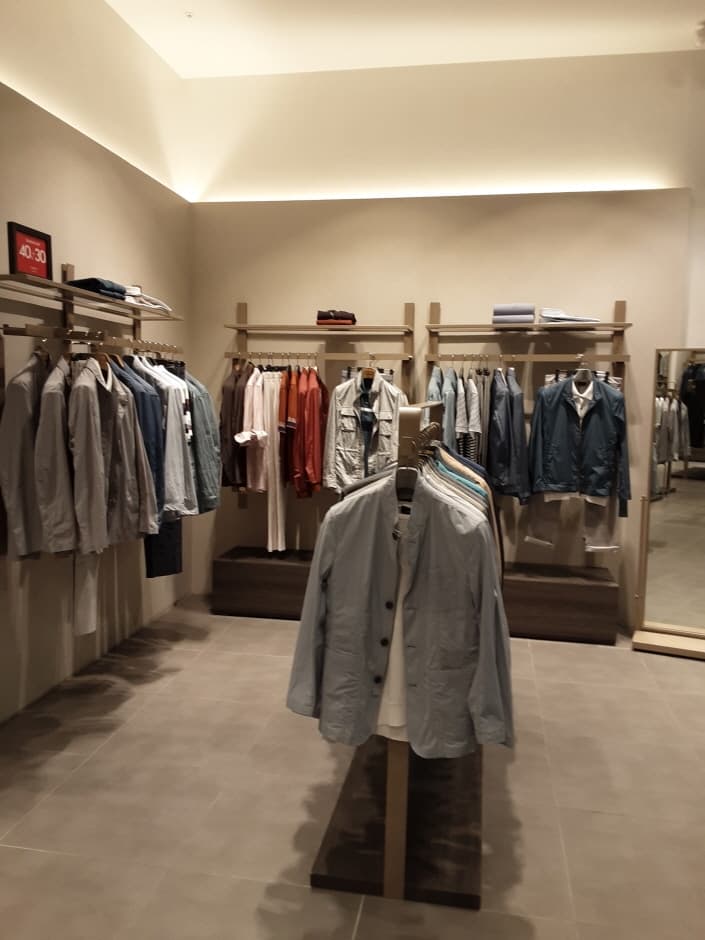 Galaxy - Lotte Outlets Paju Branch [Tax Refund Shop] (갤럭시 롯데아울렛 파주점)