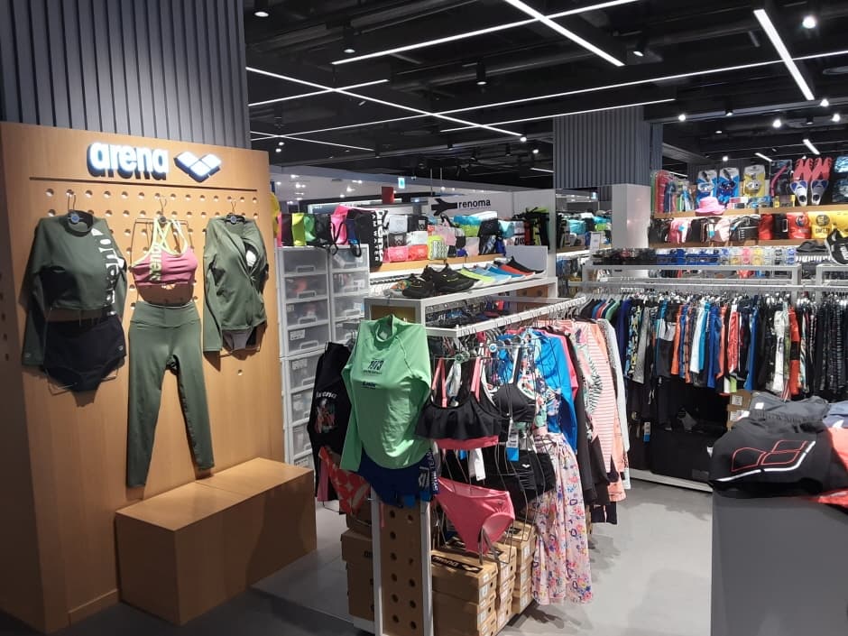 Arena - Hyundai Garden5 Branch [Tax Refund Shop] (아레나 현대가든파이브)