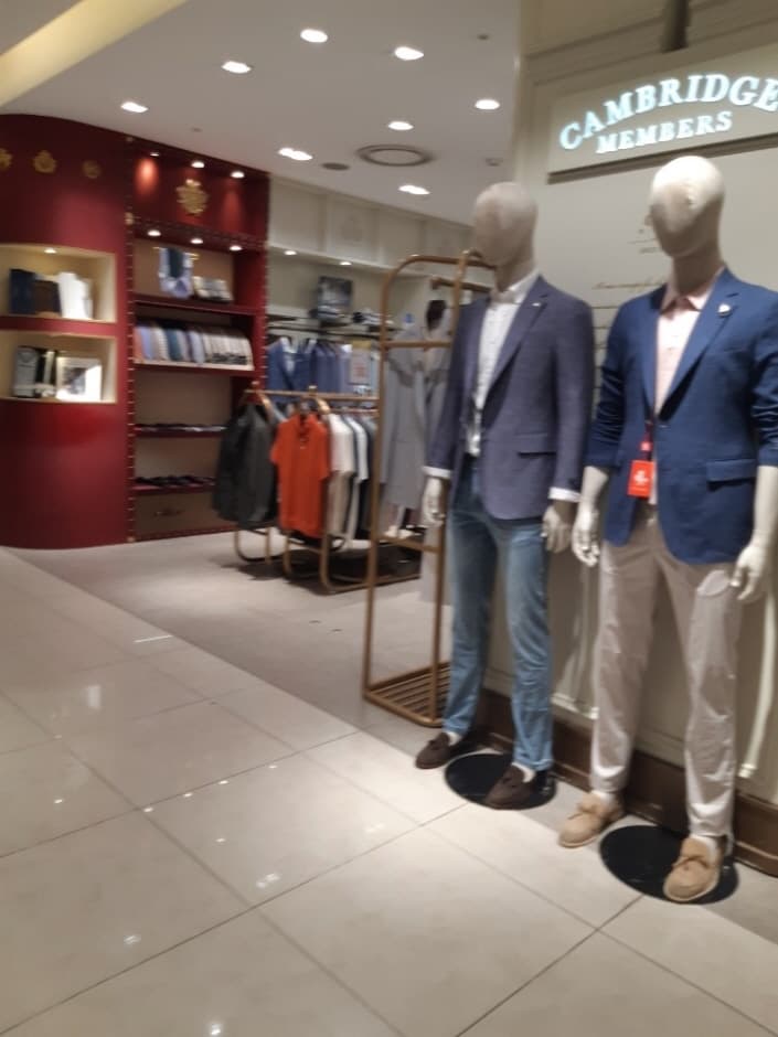 Kolon Cambridge Members - AK Suwon Branch [Tax Refund Shop] (코오롱 캠브리지 AK수원)