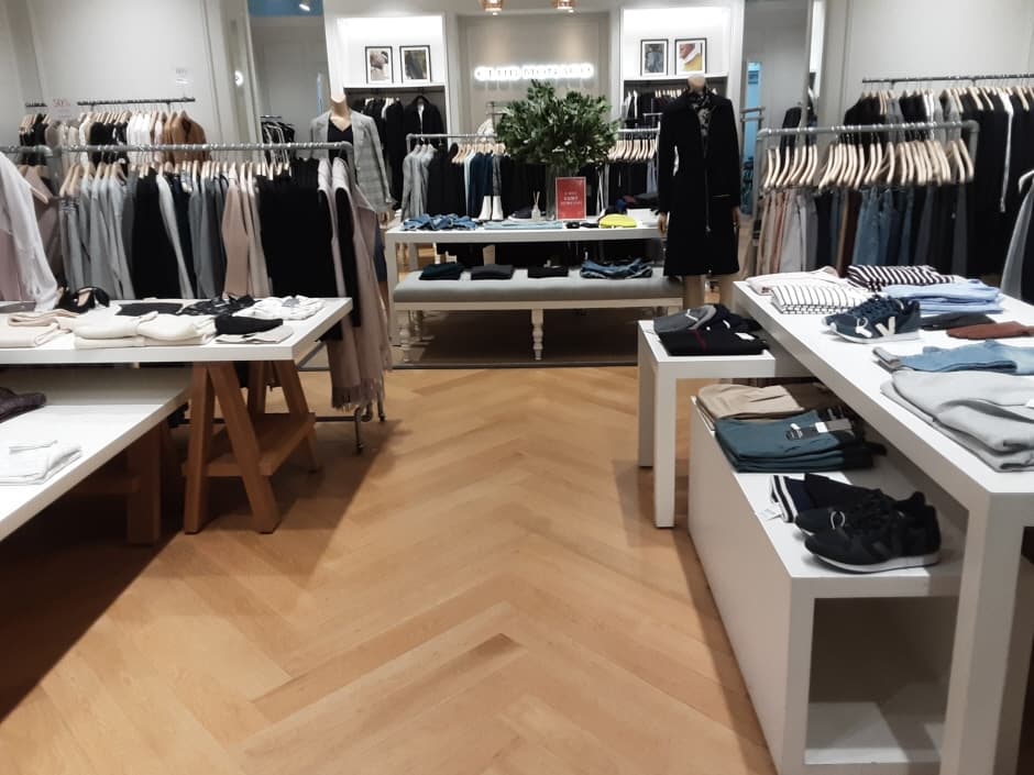 The Handsome Club Monaco - Lotte Dongbusan Branch [Tax Refund Shop] (한섬 클럽모나코 롯데동부산)