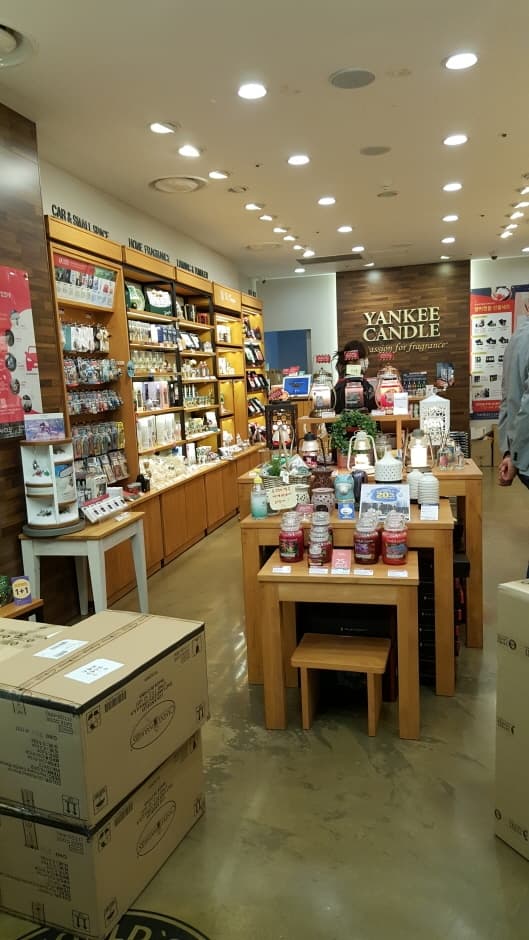 Yankee Candle - Coex Branch [Tax Refund Shop] (양키캔들 코엑스)