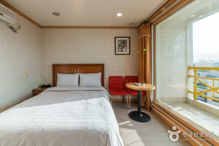 Helios Motel (헬리오스모텔)