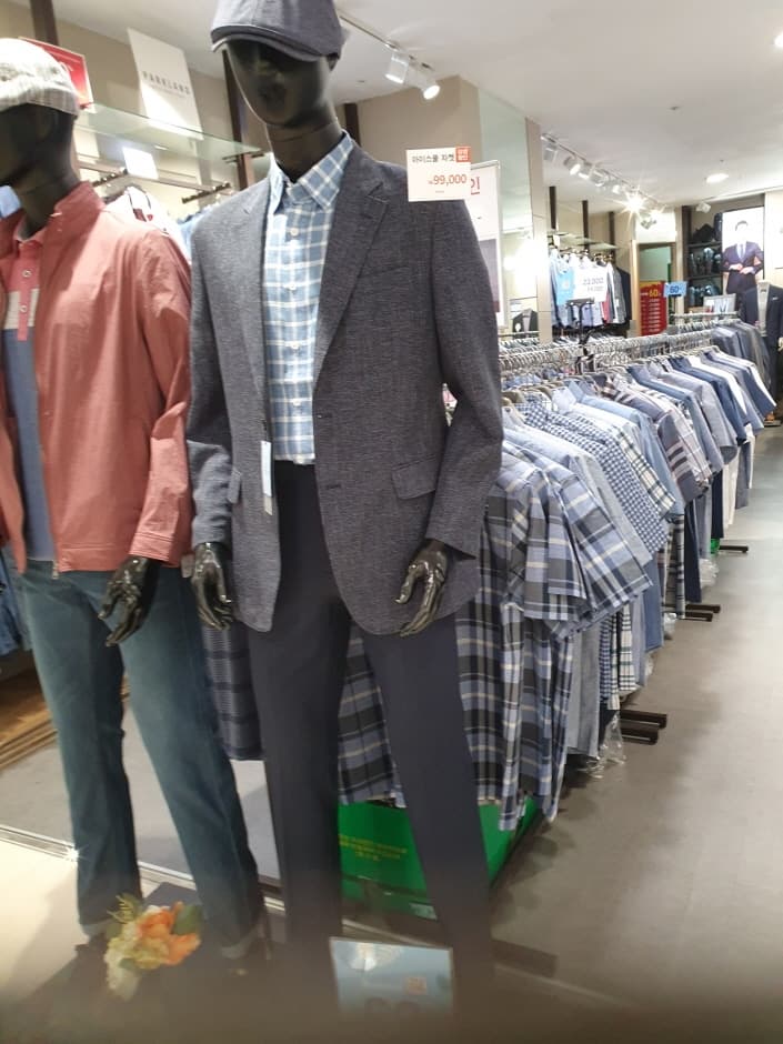 Parkland - Lotte Factory Gasan Branch [Tax Refund Shop] (파크랜드 롯데팩토리 가산)