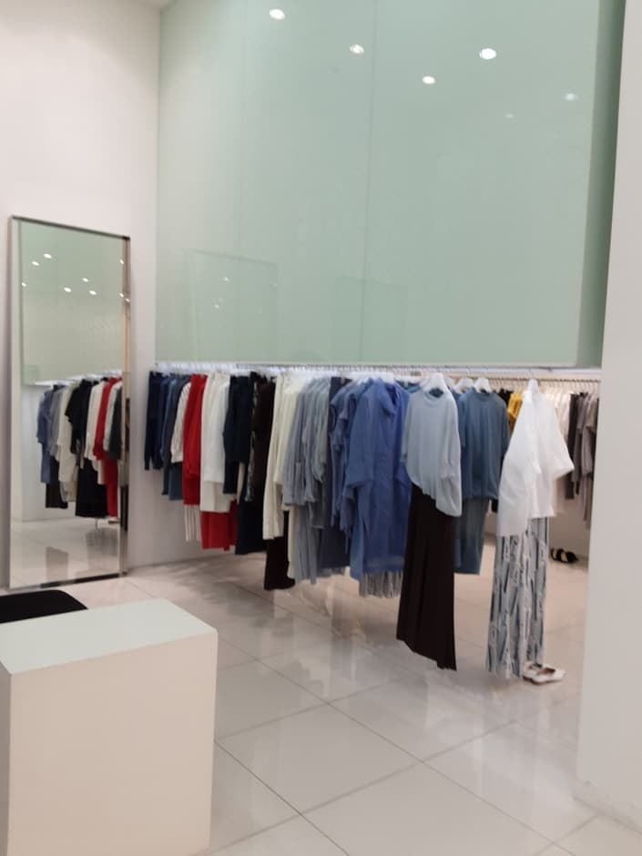 Kuho - Lotte Outlets Paju Branch [Tax Refund Shop] (구호 롯데아울렛 파주점)