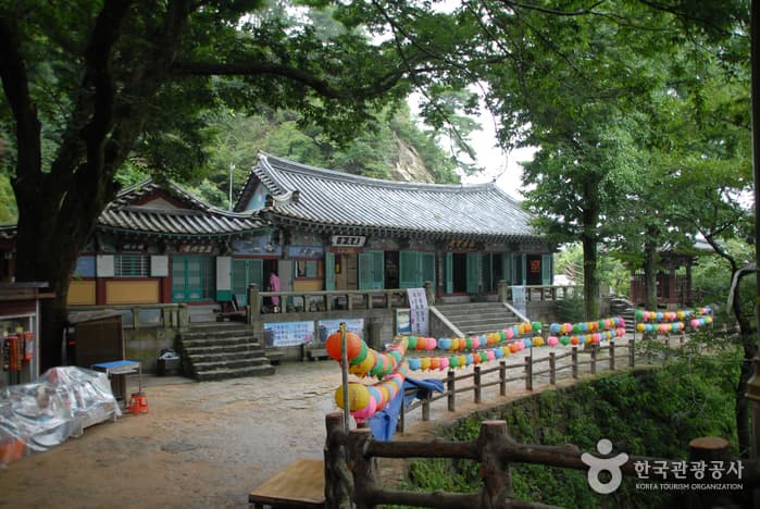 Goransa Temple (고란약수)