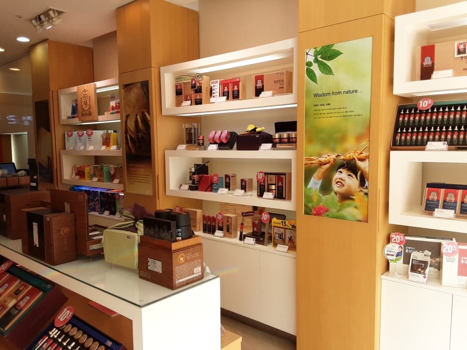 CheongKwanJang - Jung-dong Branch [Tax Refund Shop] (정관장 중동)