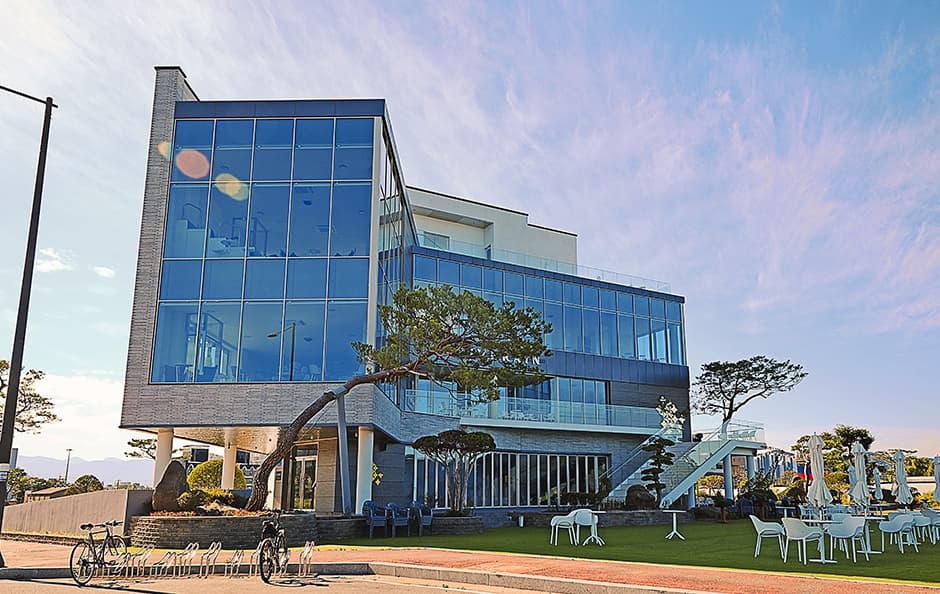 Riverain (리버레인)