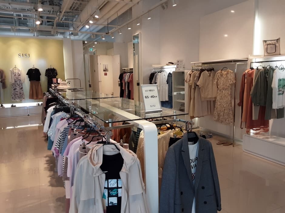 The Handsome SJSJ - Shinsegae Busan Branch [Tax Refund Shop] (한섬 SJSJ 신세계부산)