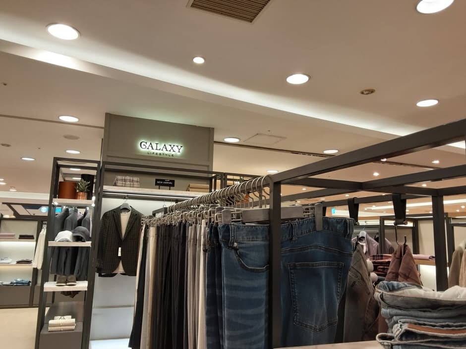 Galaxy Lifestyle - Lotte Busan Branch [Tax Refund Shop] (갤럭시라이프스타일 롯데 부산점)