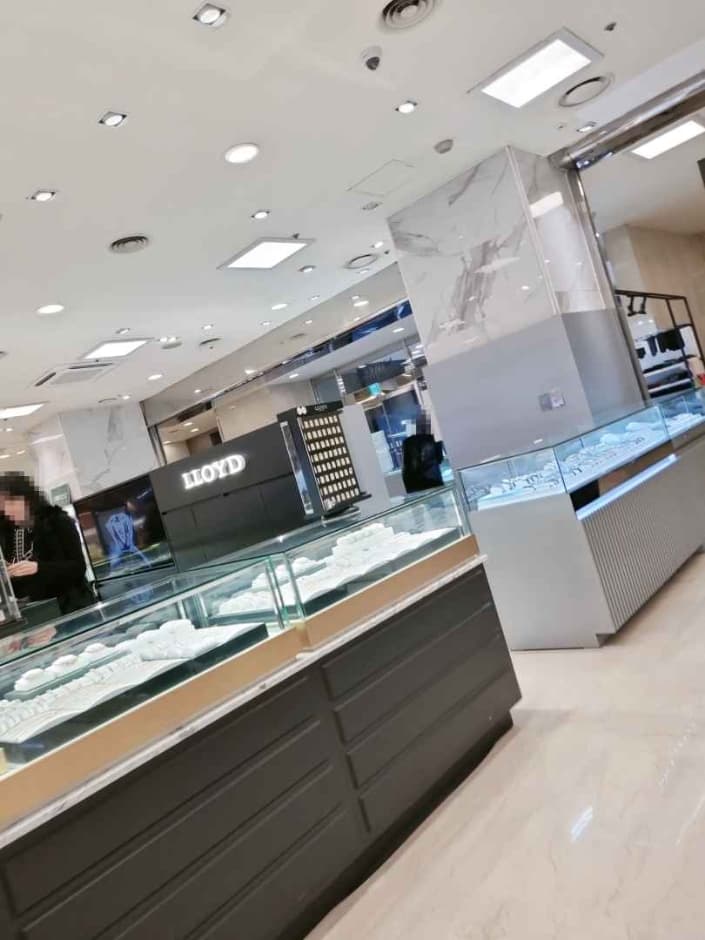 Lloyd - Newcore Pyeongchon Branch [Tax Refund Shop] (로이드 뉴코아 평촌)