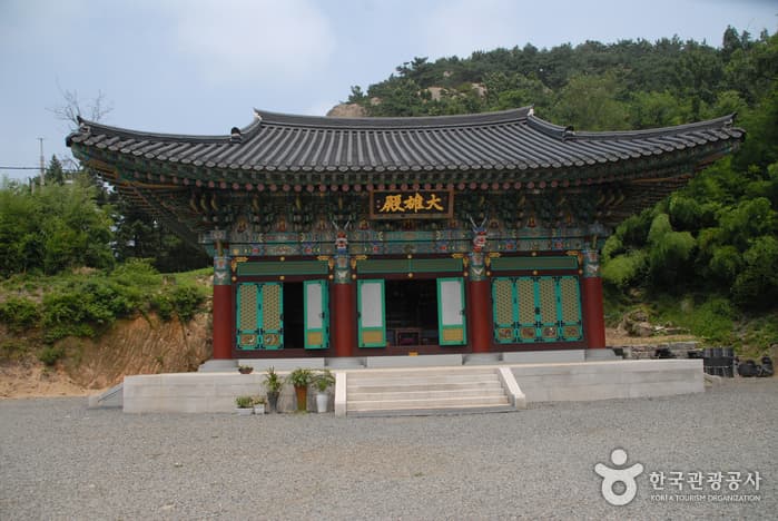Taean Taeeulam Hermitage (태을암(태안))