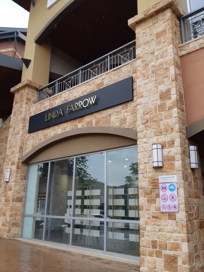 Linda Farrow [Tax Refund Shop] (린다페로우)