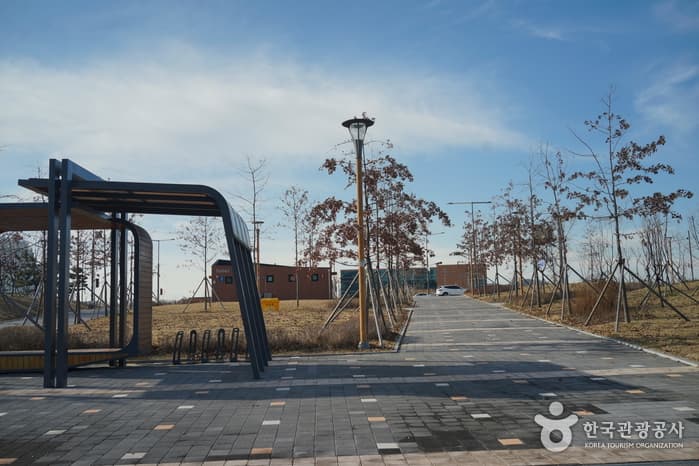 Cheongna Lake Park (청라호수공원)