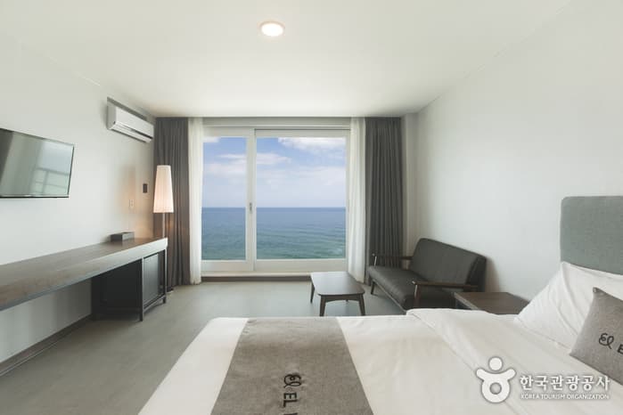 EL Hotel (이엘호텔)