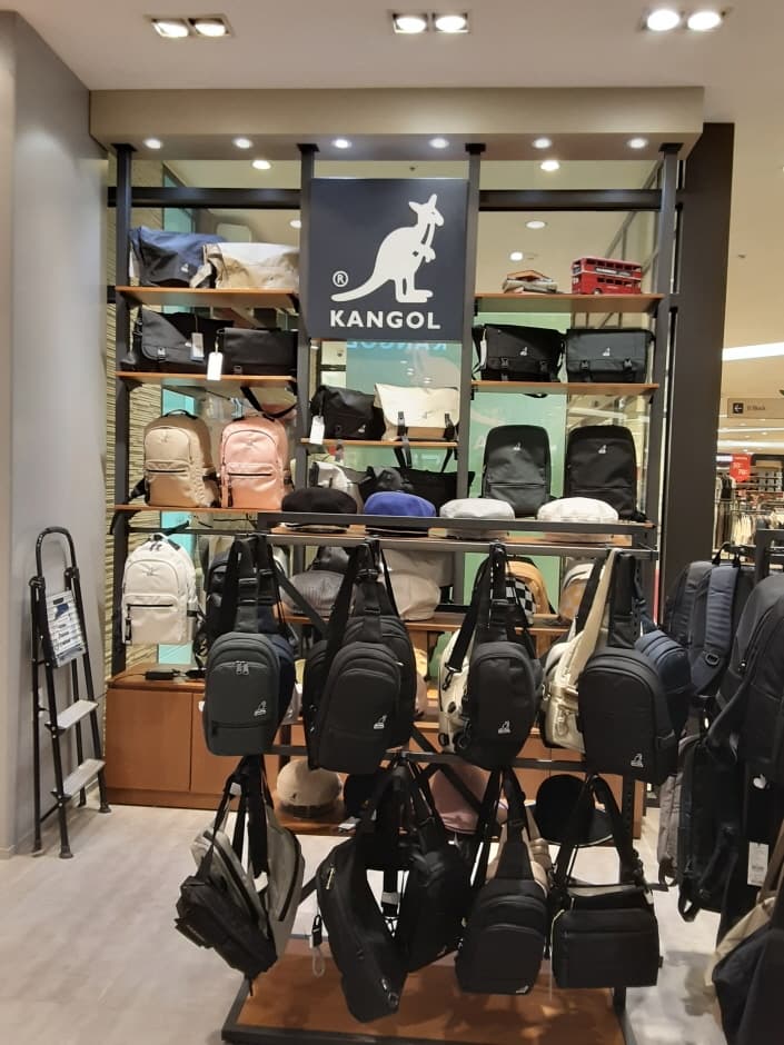 Kangol - Lotte Paju Branch [Tax Refund Shop] (캉골 롯데파주)