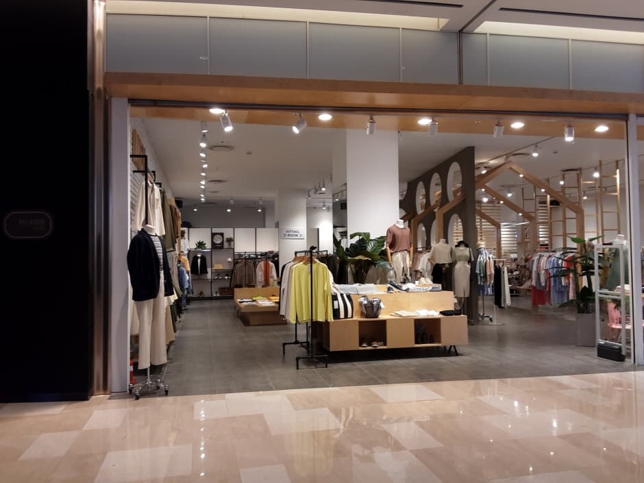 Twee - Lotte World Mall Branch [Tax Refund Shop] (트위 롯데월드몰)