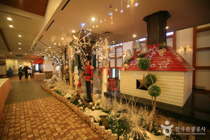Yangji Pine Resort (양지파인리조트)