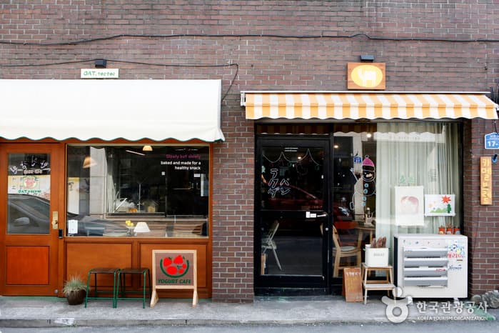 Gangneung Myeongju-dong Streets (강릉 명주동 거리)