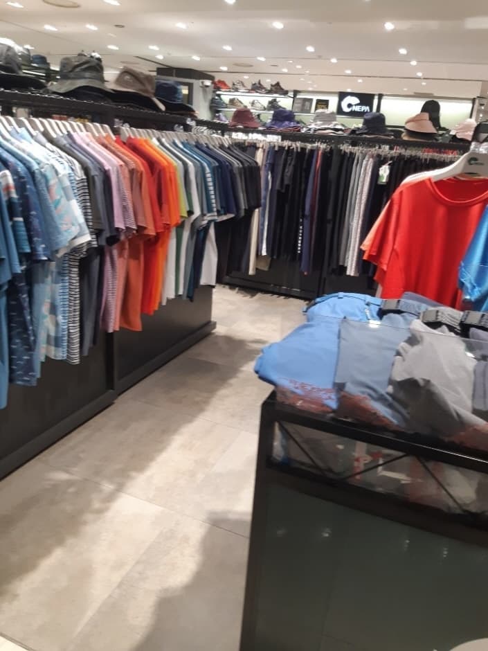 Nepa [Tax Refund Shop] (네파)