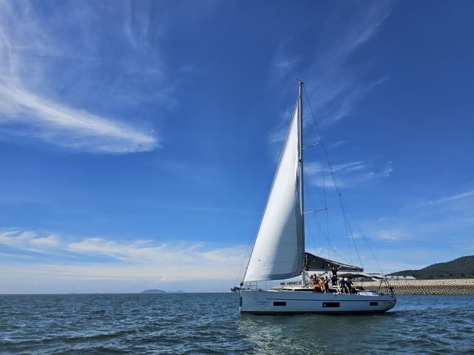 Hyundai Yachts (현대요트 인천)