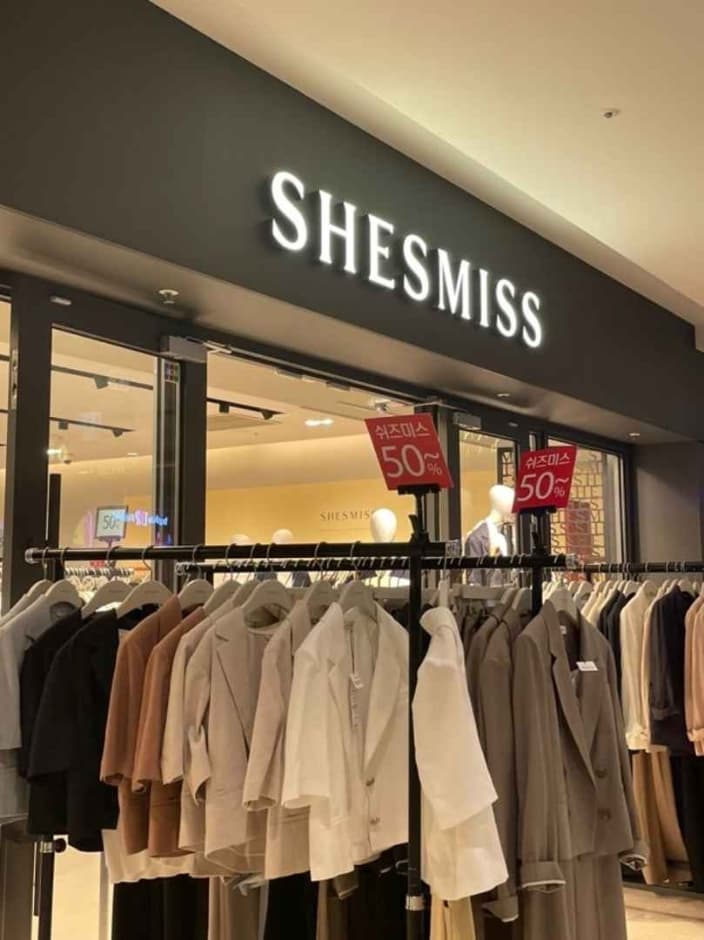 Shesmiss - MODA Outlet Chuncheon Branch [Tax Refund Shop] (쉬즈미스 모다아울렛 춘천점)