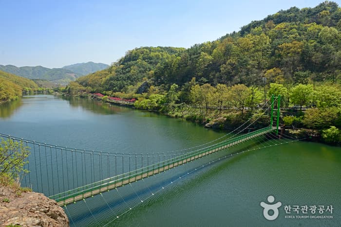 Ipgok County Park (입곡군립공원)
