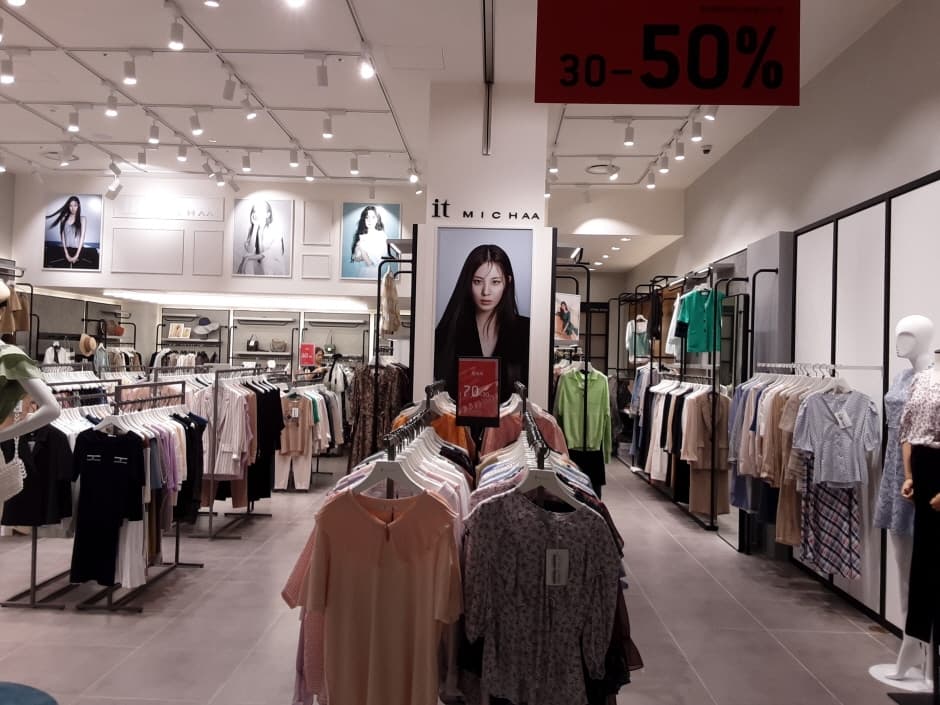 It Michaa - Hyundai Gimpo Branch [Tax Refund Shop] (잇미샤 현대김포)