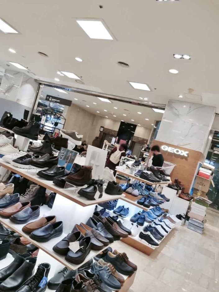 GEOX - Newcore Pyeongchon Branch [Tax Refund Shop] (제옥스 뉴코아 평촌)